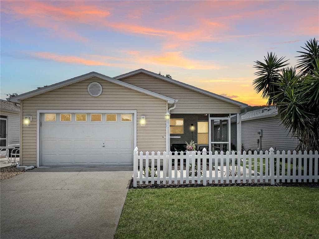 2146 ESTEVEZ DRIVE, THE VILLAGES, FL 32159