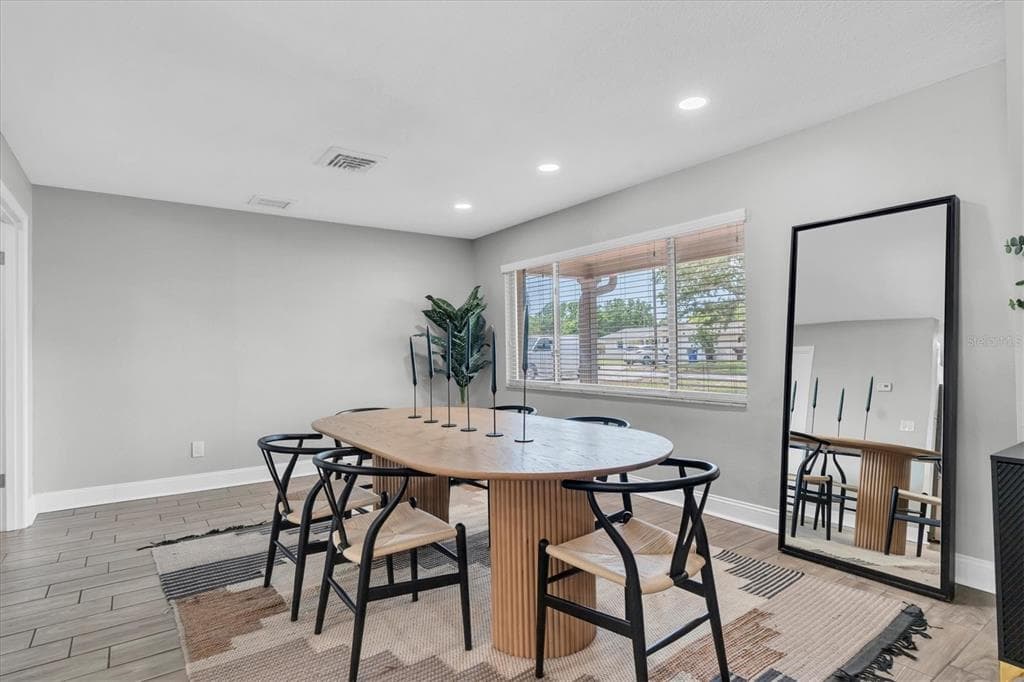 6860 14TH WAY S, ST PETERSBURG, FL 33705 — zdjęcie 4