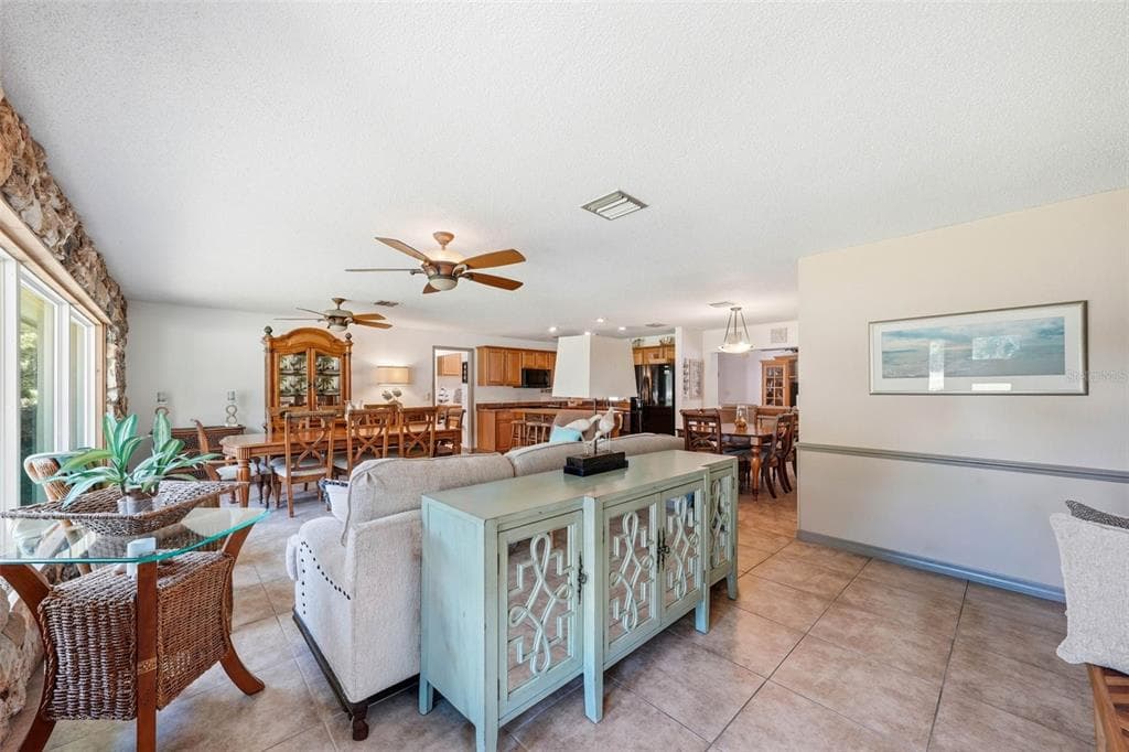 37237 GRAYS AIRPORT ROAD, LADY LAKE, FL 32159 — zdjęcie 3