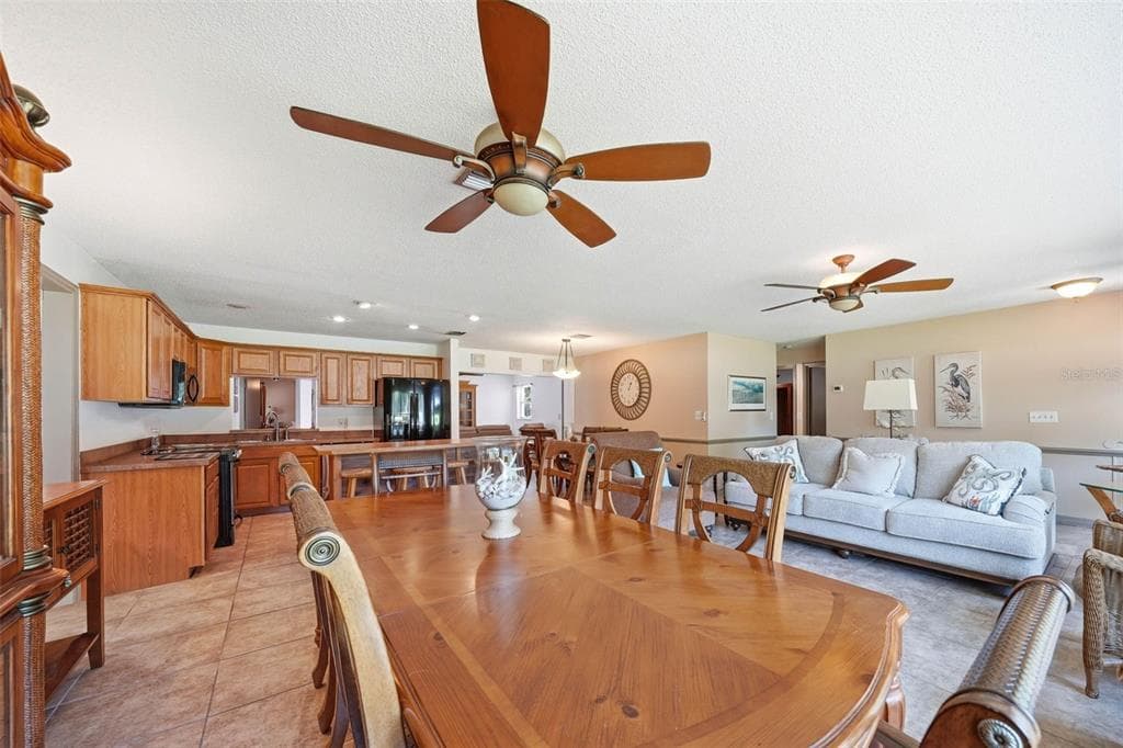 37237 GRAYS AIRPORT ROAD, LADY LAKE, FL 32159 — zdjęcie 4