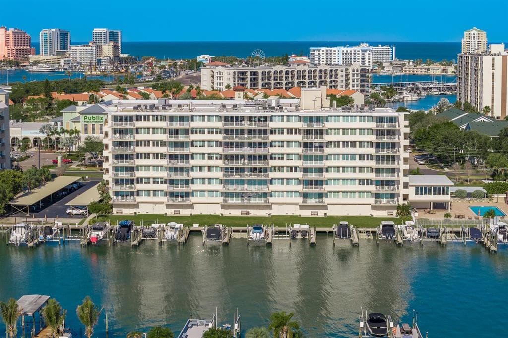 223 ISLAND WAY # 2D, CLEARWATER BEACH, FL 33767