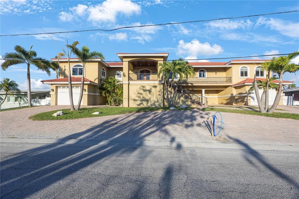 736 PRUITT DRIVE, MADEIRA BEACH, FL 33708 — zdjęcie 2
