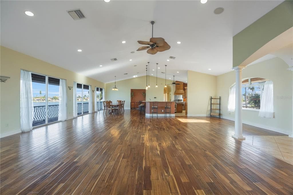 736 PRUITT DRIVE, MADEIRA BEACH, FL 33708 — zdjęcie 5