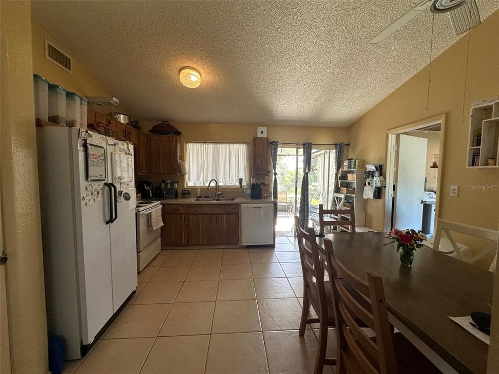 807 HALEYBURY STREET, PORT CHARLOTTE, FL 33948 — zdjęcie 4