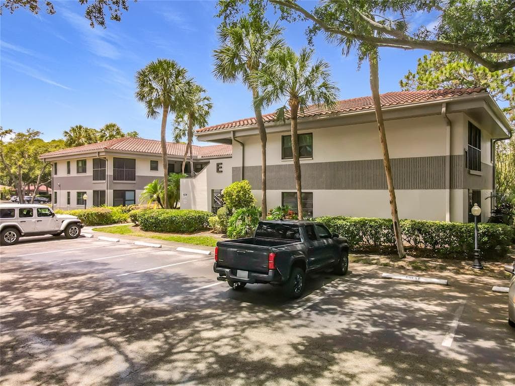 2650 COUNTRYSIDE BOULEVARD # E103, CLEARWATER, FL 33761