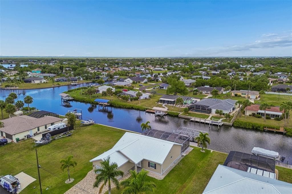 4462 EWING CIRCLE, PORT CHARLOTTE, FL 33948