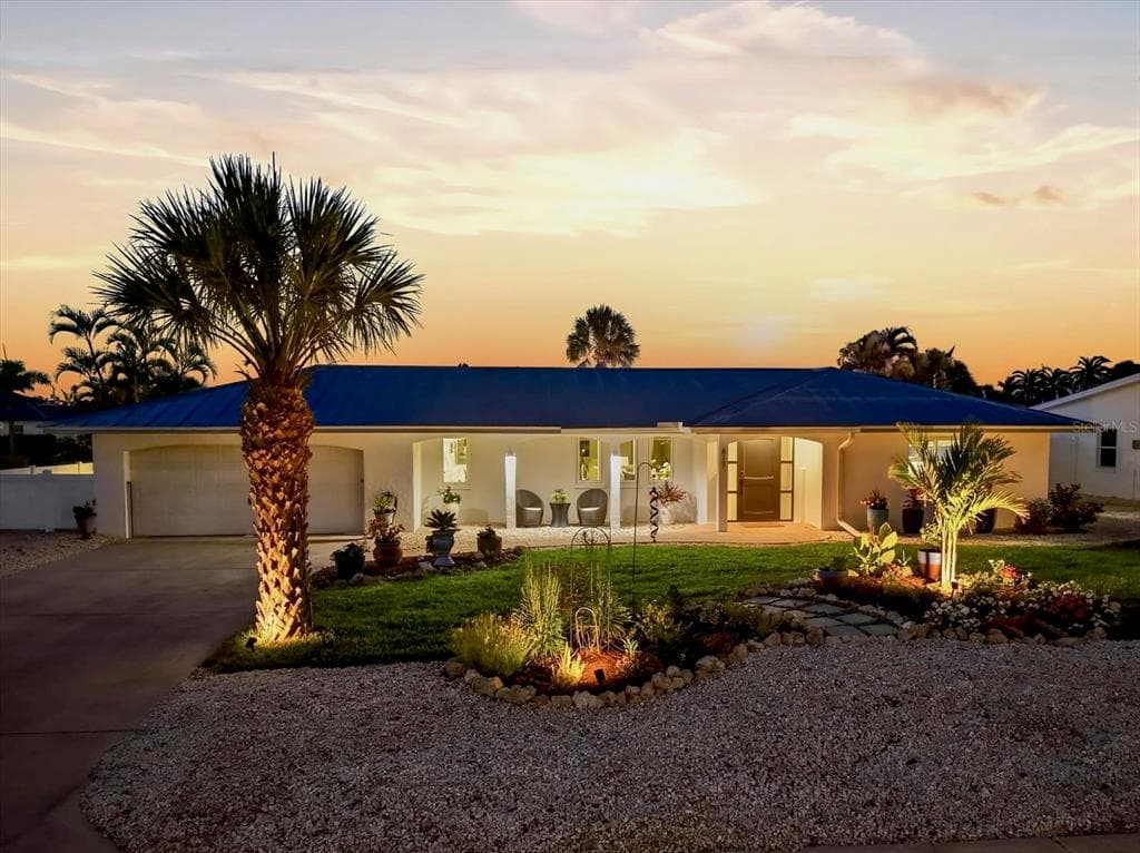 617 DUNDEE LANE, HOLMES BEACH, FL 34217