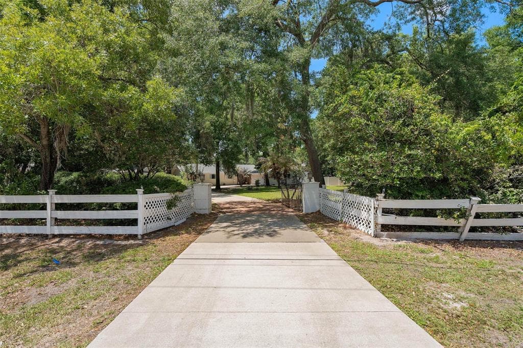 18425 STATE ROAD 44, EUSTIS, FL 32736 — zdjęcie 2