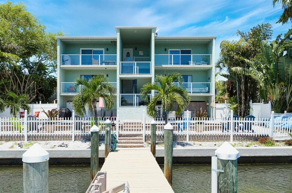 125 110TH AVENUE # 1, TREASURE ISLAND, FL 33706