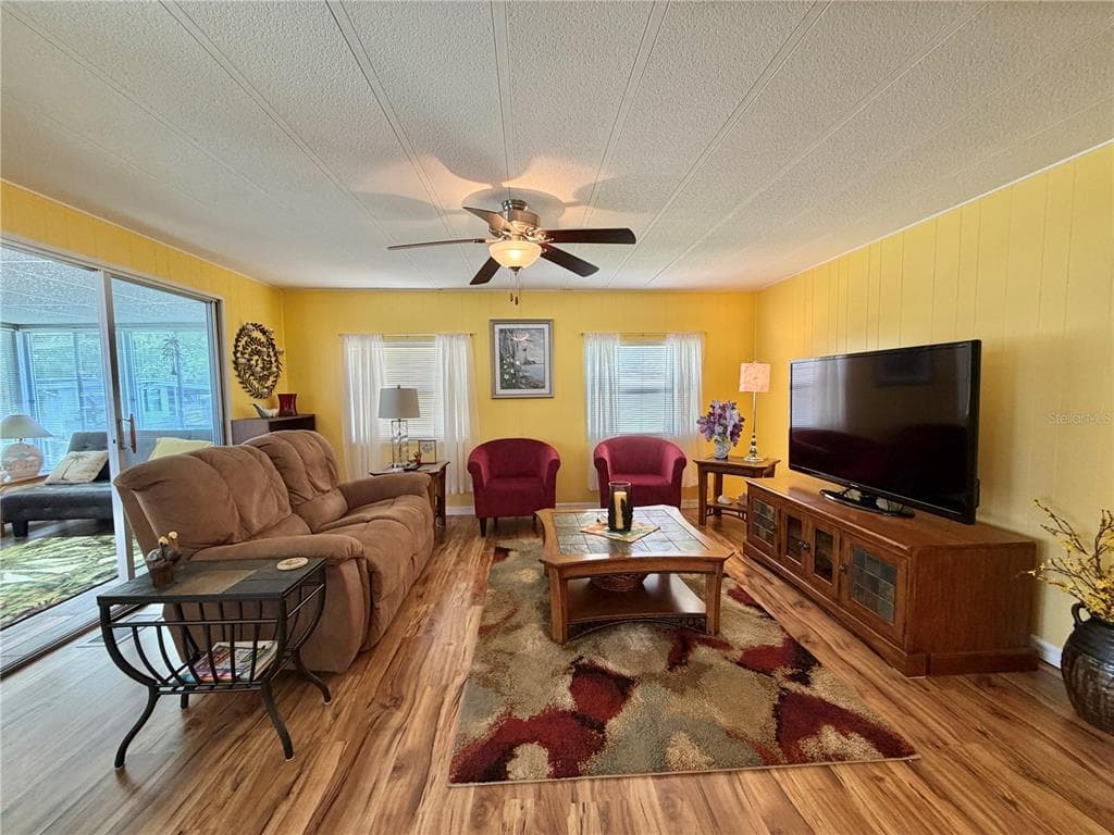 126 CHESTNUT STREET, LEESBURG, FL 34748 — zdjęcie 2