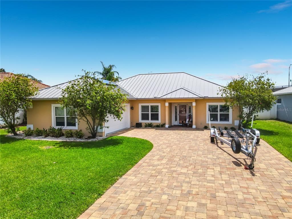 21 RICHMOND DR, NEW SMYRNA BEACH, FL 32169