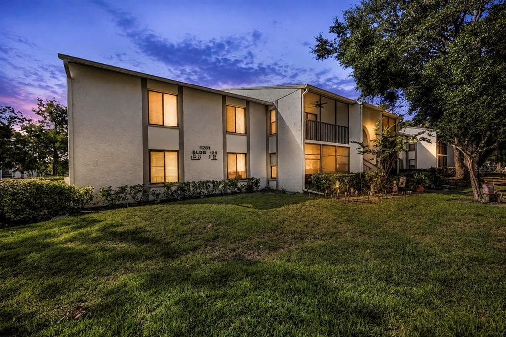 1281 PINE RIDGE CIRCLE E # A2, TARPON SPRINGS, FL 34688