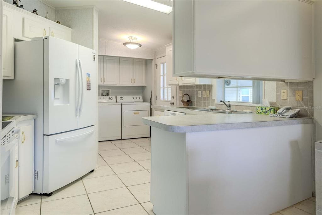 2100 KINGS HIGHWAY # 390, PORT CHARLOTTE, FL 33980 — zdjęcie 4