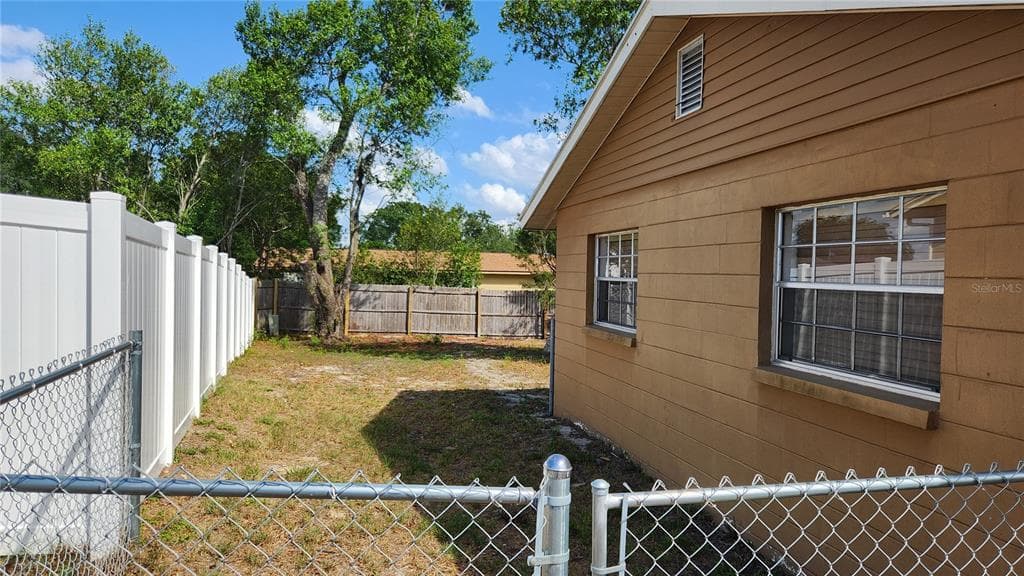 4518 YORKSHIRE AVENUE, SPRING HILL, FL 34609 — zdjęcie 5
