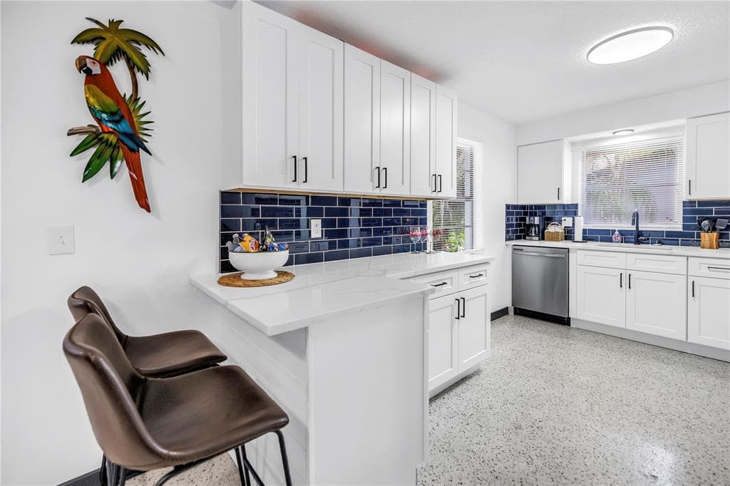3518 POCAHONTAS DRIVE, LARGO, FL 33774 — zdjęcie 2