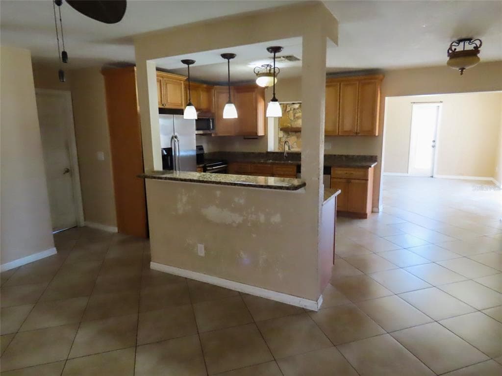 12909 123RD AVENUE, LARGO, FL 33774 — zdjęcie 2