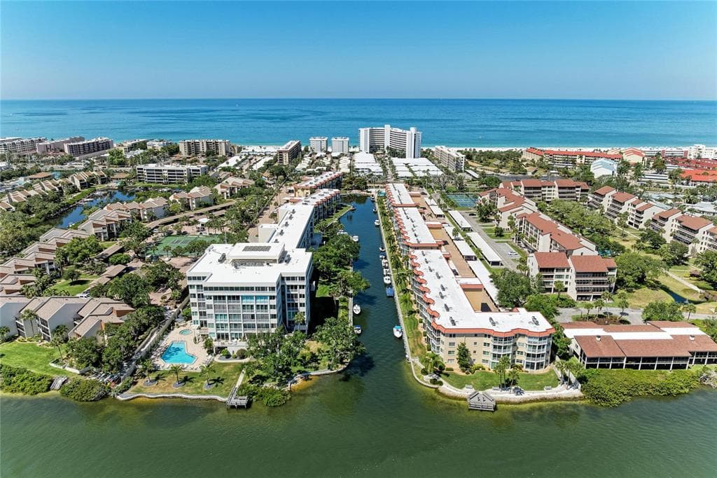 1257 S PORTOFINO DRIVE # 104, SARASOTA, FL 34242