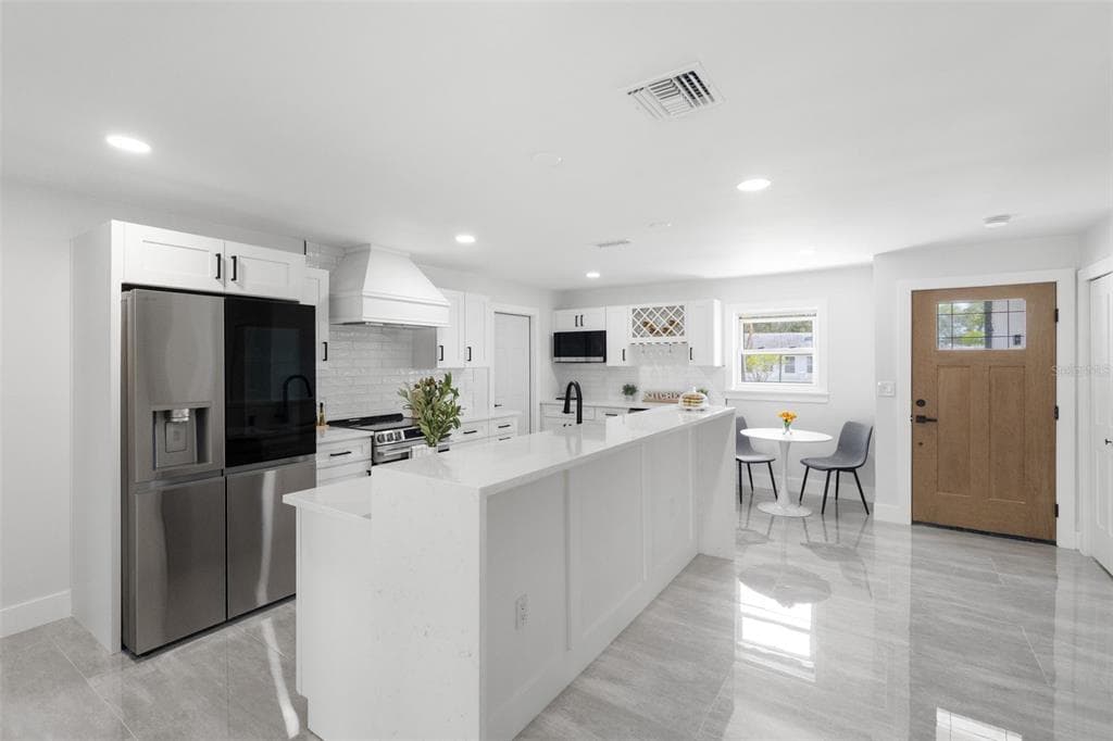 1715 DELAWARE AVENUE NE, ST PETERSBURG, FL 33703 — zdjęcie 5