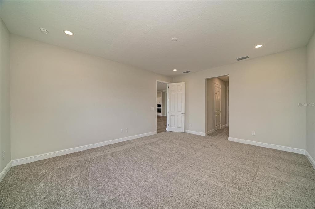 9806 LEAF GREEN LANE, DADE CITY, FL 33525 — zdjęcie 5