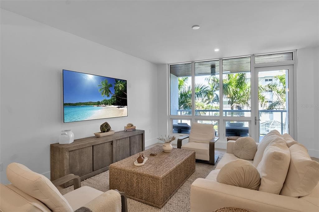 1035 SEASIDE DRIVE # 308, SARASOTA, FL 34242 — zdjęcie 4