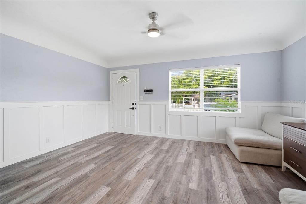 4120 BURLINGTON AVENUE N, ST PETERSBURG, FL 33713 — zdjęcie 4