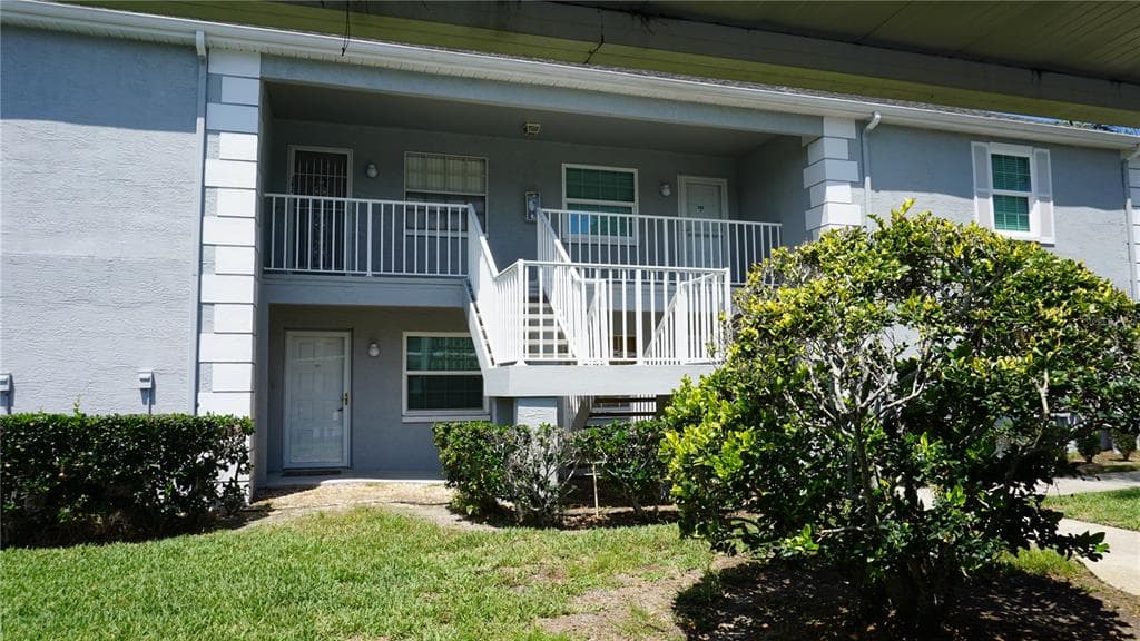 7713 HILLSIDE COURT # 203, HUDSON, FL 34667