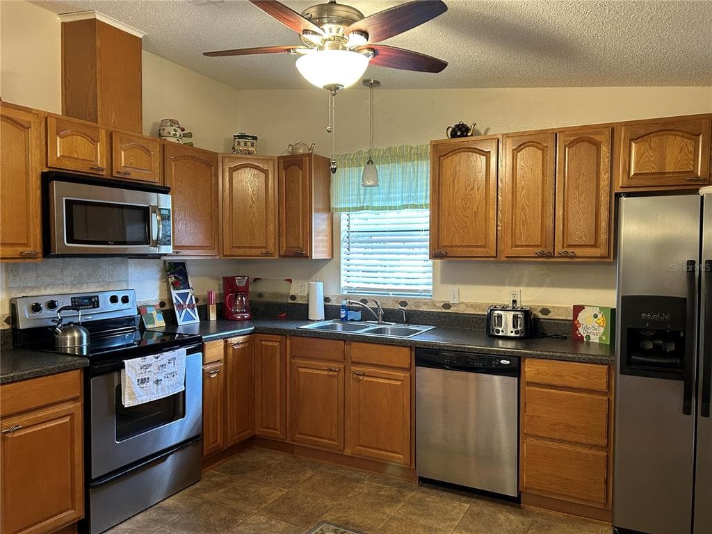 1709 E SCHWARTZ BOULEVARD, LADY LAKE, FL 32159 — zdjęcie 2
