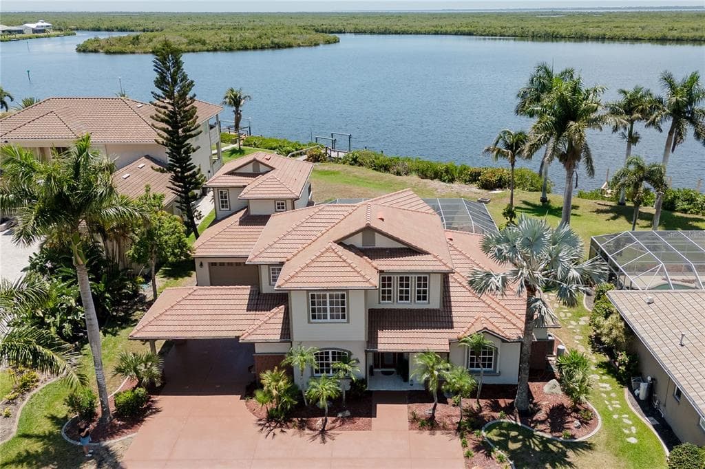 17501 OHARA DRIVE, PORT CHARLOTTE, FL 33948