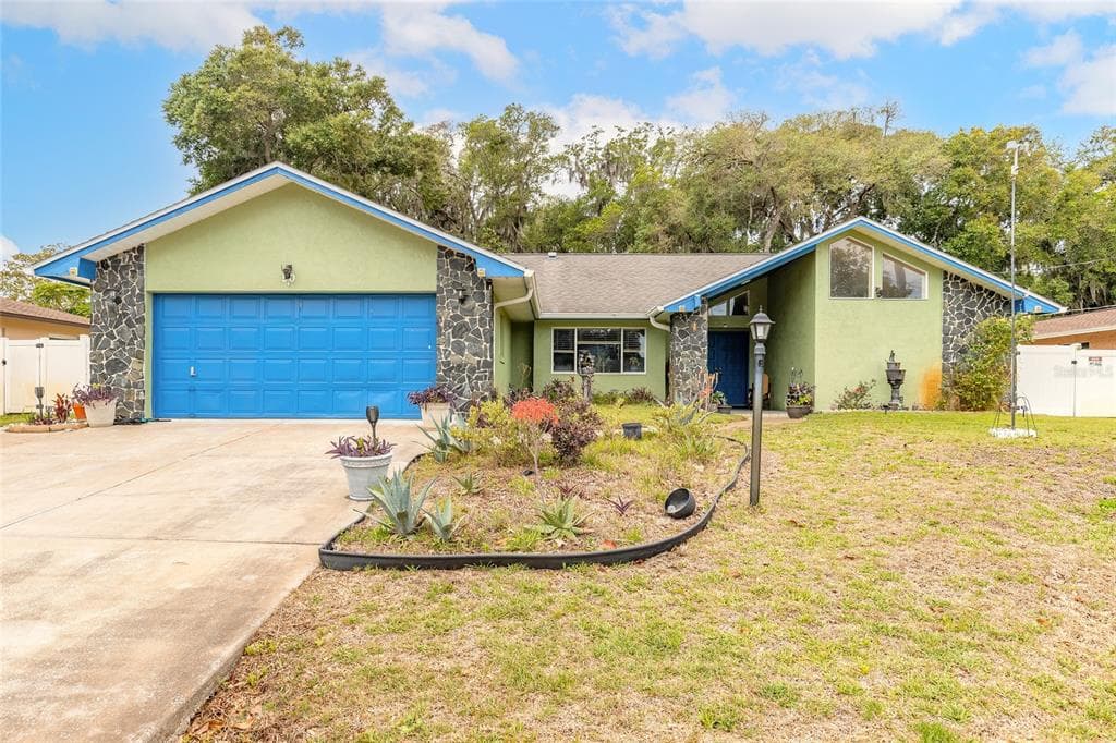 50 FLORIDA PARK DRIVE, PALM COAST, FL 32137