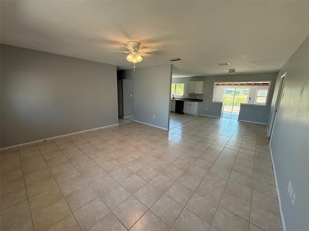 3236 MONTCLAIR CIRCLE, NORTH PORT, FL 34287 — zdjęcie 3
