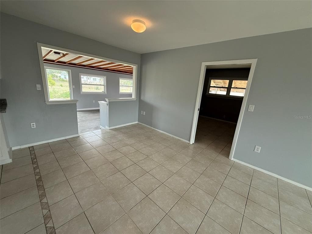 3236 MONTCLAIR CIRCLE, NORTH PORT, FL 34287 — zdjęcie 5
