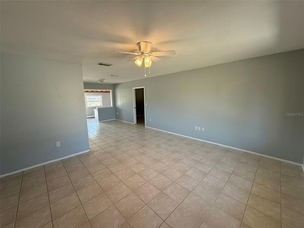 3236 MONTCLAIR CIRCLE, NORTH PORT, FL 34287 — zdjęcie 4