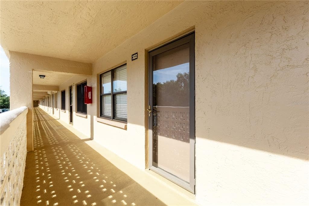 5080 LOCUST STREET NE # 322, ST PETERSBURG, FL 33703 — zdjęcie 2
