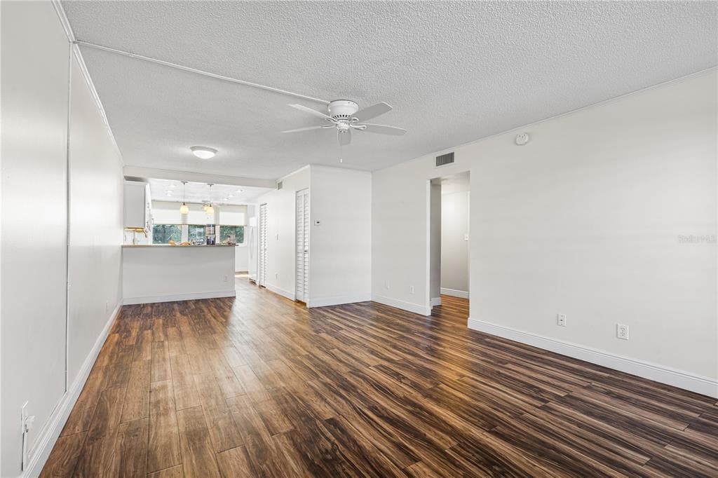 4915 BAY STREET NE # 224, ST PETERSBURG, FL 33703 — zdjęcie 4