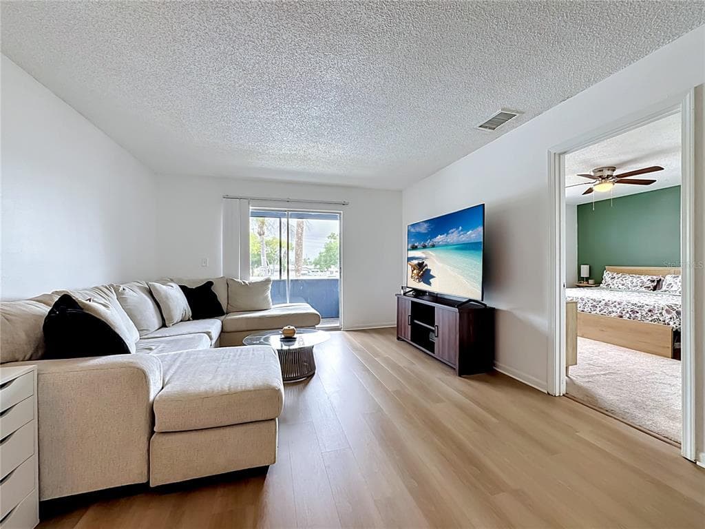 5507 FOUNTAIN LAKE CIRCLE # B206, BRADENTON, FL 34207 — zdjęcie 4