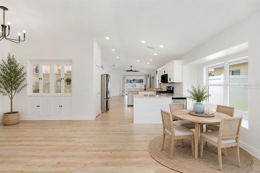6226 BLUEFLOWER COURT, LAKEWOOD RANCH, FL 34202 — zdjęcie 4