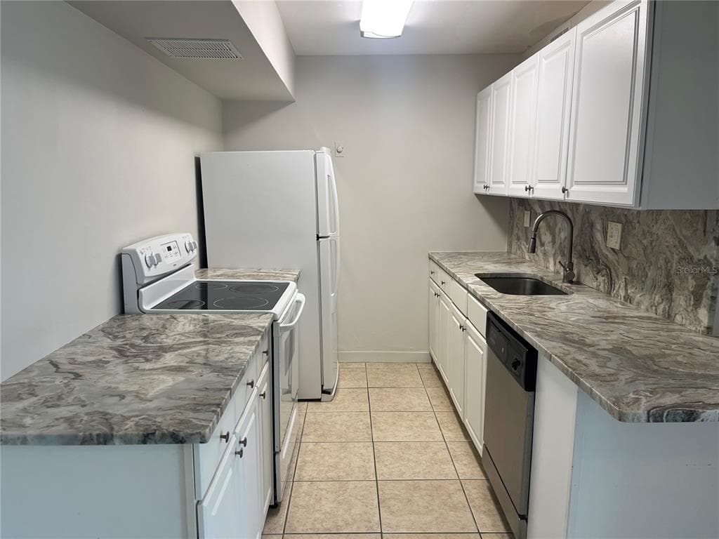 10355 PARADISE BOULEVARD # 113, TREASURE ISLAND, FL 33706 — zdjęcie 5