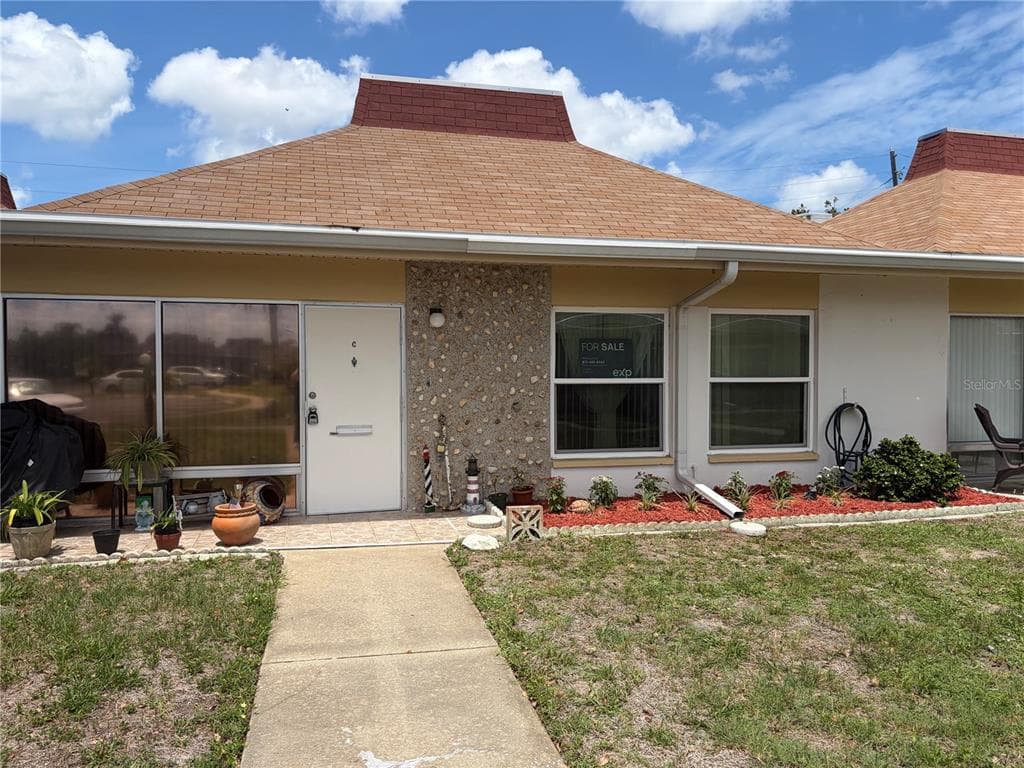 4345 TAHITIAN GARDENS CIRCLE # C, HOLIDAY, FL 34691