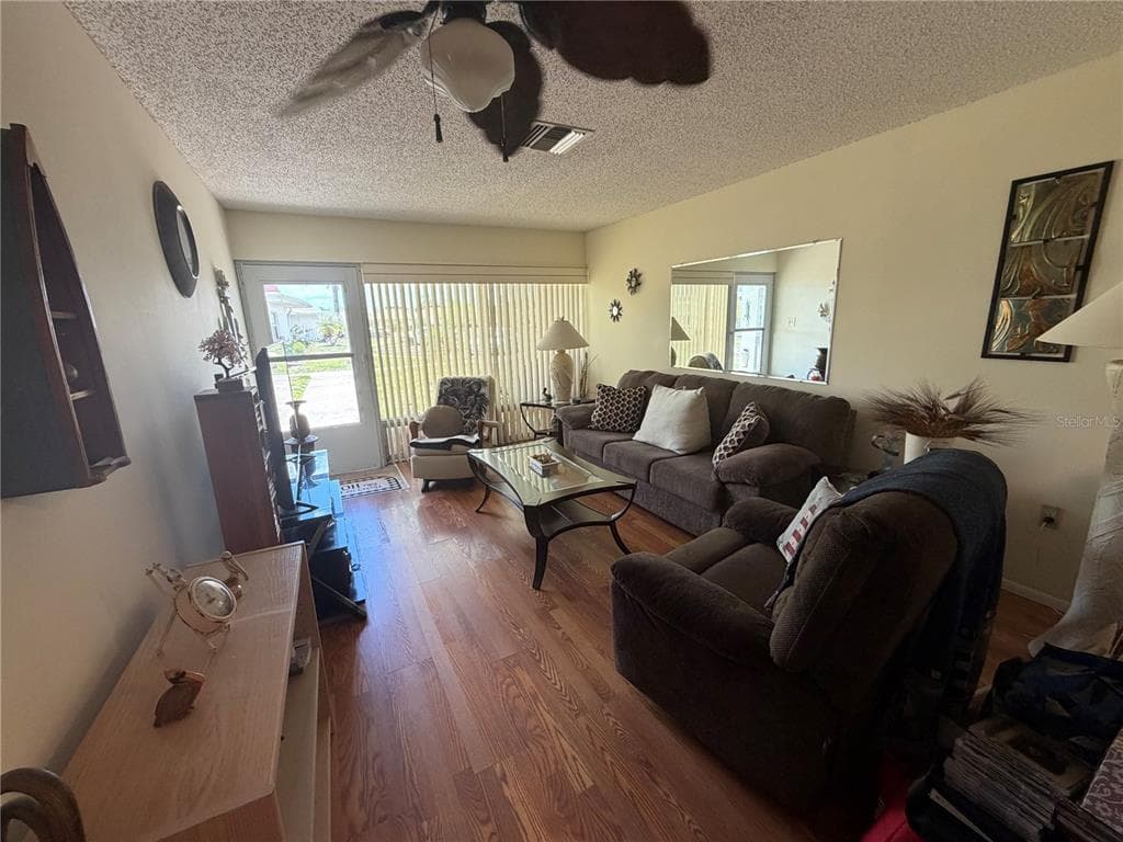 4345 TAHITIAN GARDENS CIRCLE # C, HOLIDAY, FL 34691 — zdjęcie 5