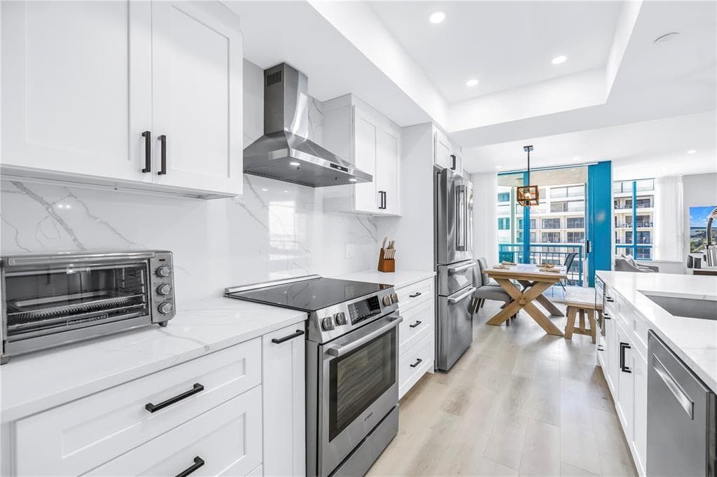 1520R GULF BOULEVARD # 906, CLEARWATER BEACH, FL 33767 — zdjęcie 4