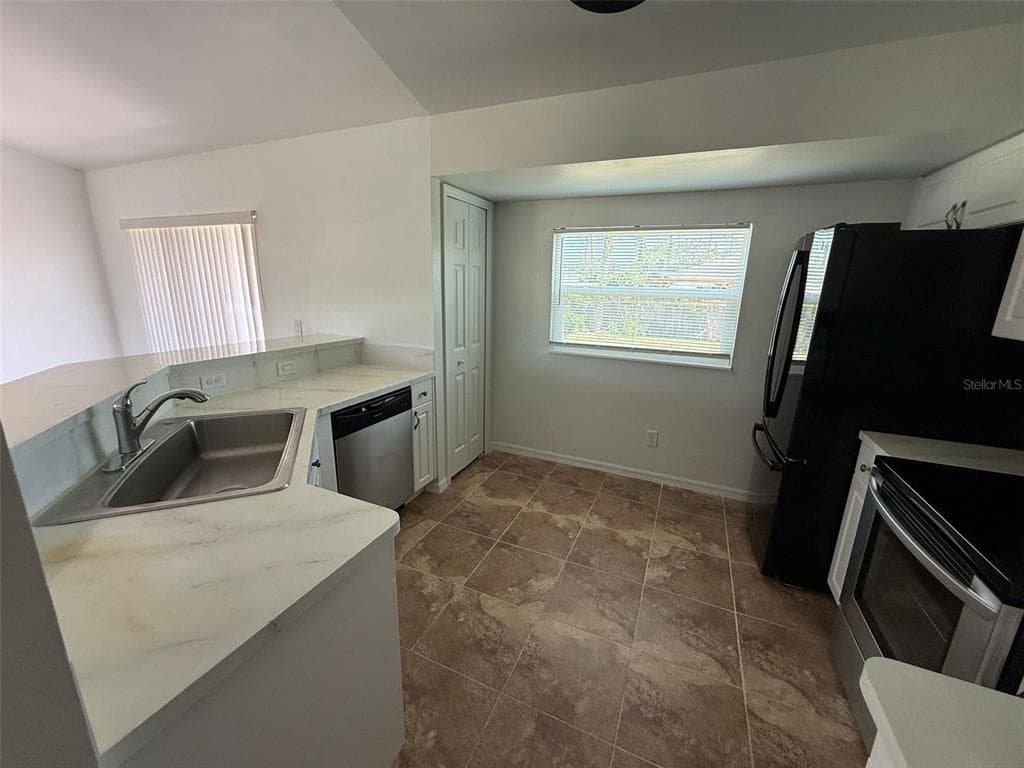 2723 YACOLT AVENUE, NORTH PORT, FL 34286 — zdjęcie 4