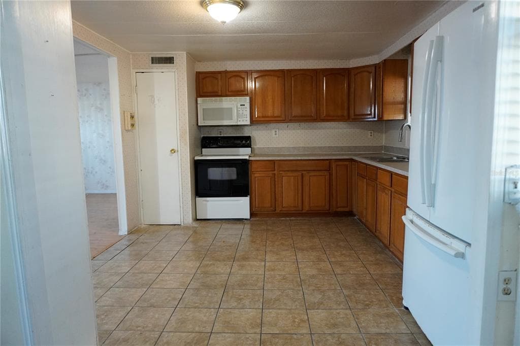 82125 B STREET N # 125, PINELLAS PARK, FL 33781 — zdjęcie 4