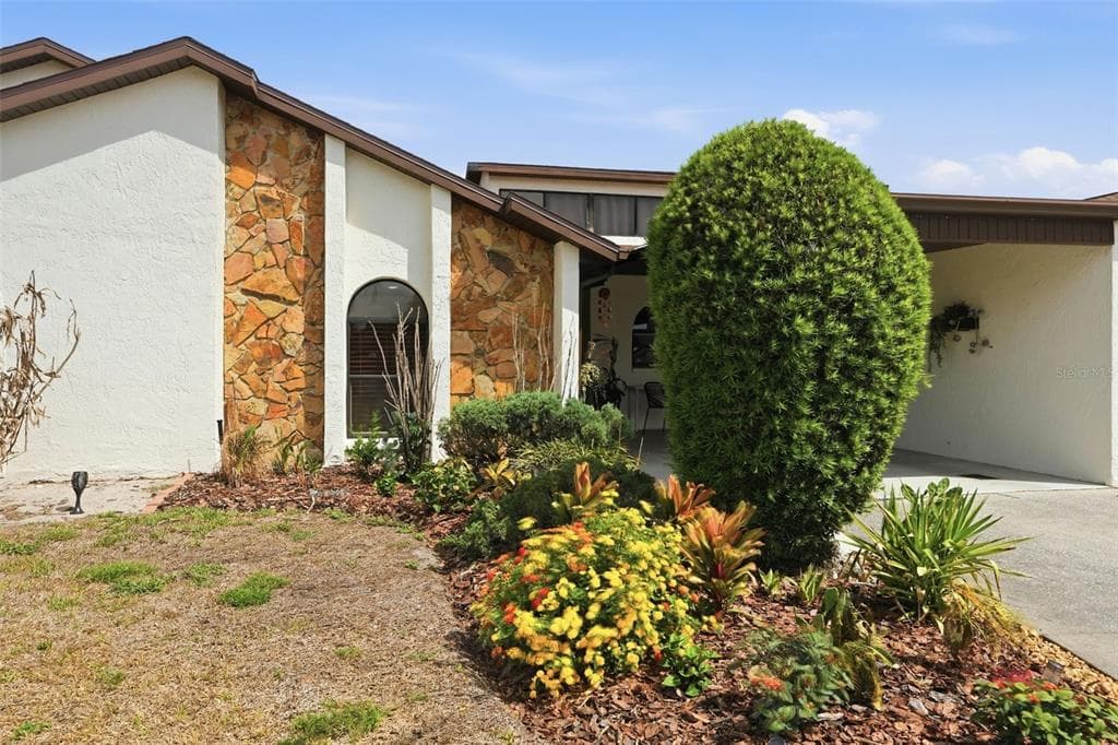 9143 LINGROVE ROAD, WEEKI WACHEE, FL 34613 — zdjęcie 2