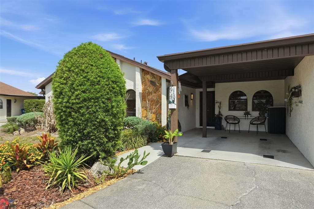 9143 LINGROVE ROAD, WEEKI WACHEE, FL 34613 — zdjęcie 3