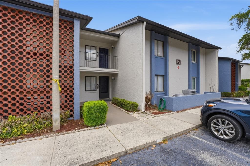7 ESCONDIDO CIRCLE # 67, ALTAMONTE SPRINGS, FL 32701 — zdjęcie 2