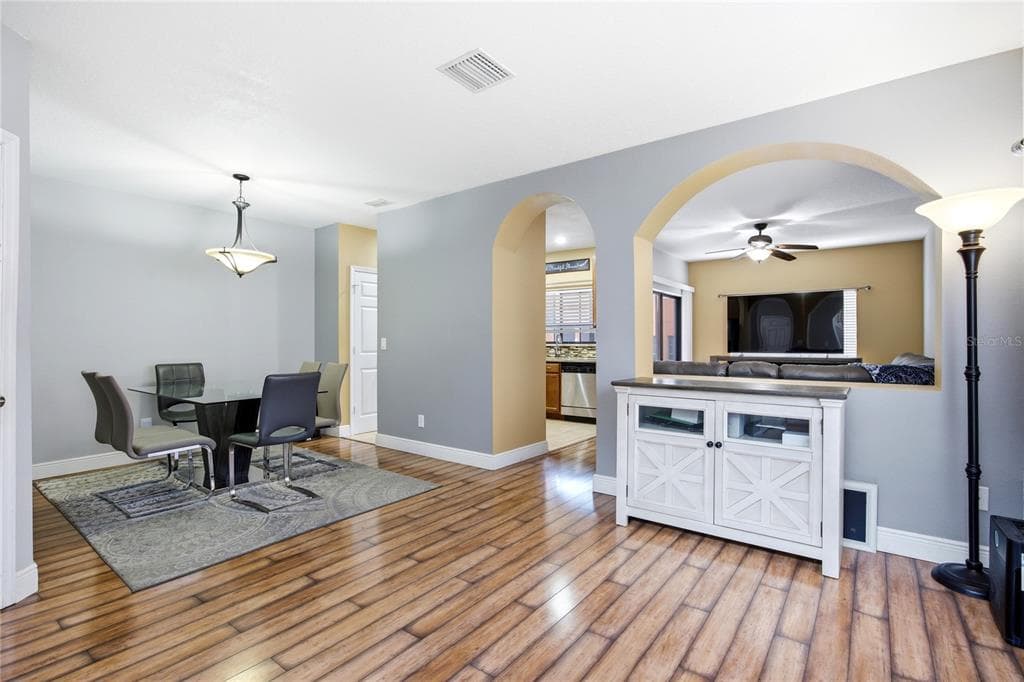 1033 BLACKWATER DRIVE, WESLEY CHAPEL, FL 33543 — zdjęcie 4