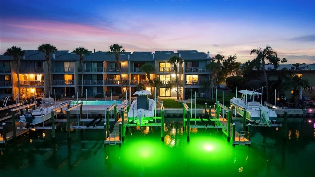 11835 3RD STREET E, TREASURE ISLAND, FL 33706 — zdjęcie 2