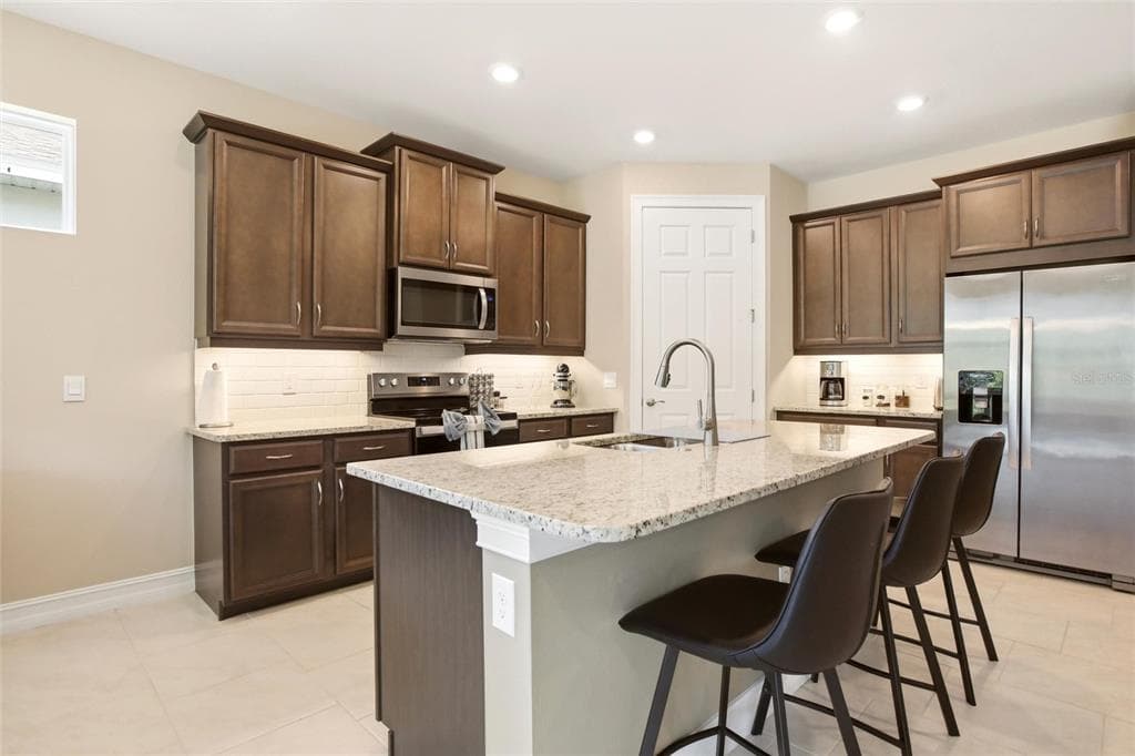 844 HEATHER LAKE AVENUE, CAPE CORAL, FL 33993 — zdjęcie 4