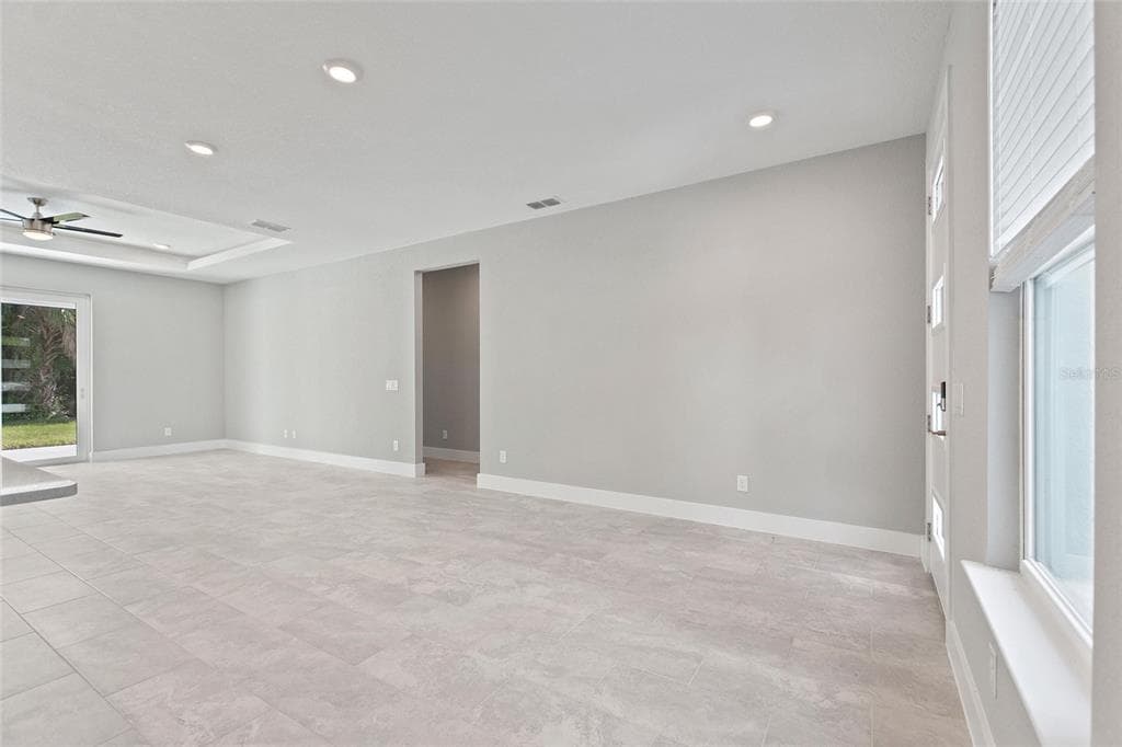 3707 FONTAINEBLEAU STREET, NORTH PORT, FL 34287 — zdjęcie 5