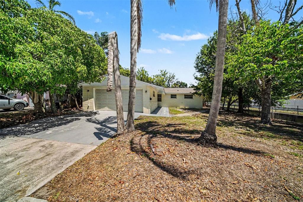 5301 82ND AVENUE N, PINELLAS PARK, FL 33781 — zdjęcie 4